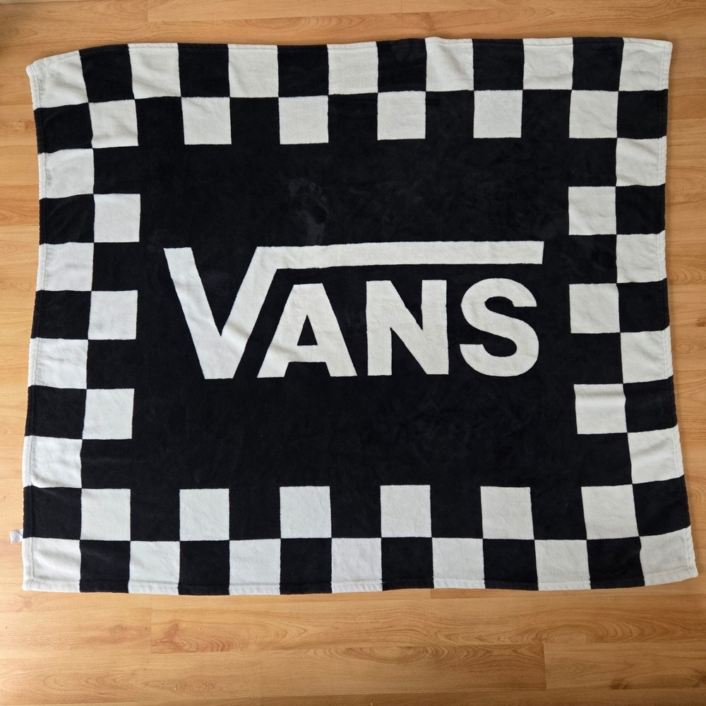 Vans Throw Blanket Black White Checkerboard Logo Fleece Skater Decor Classic Sk8
